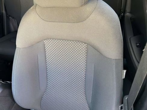 Used 2024 Kia Sportage LX FWD image 28