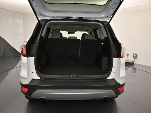 Used 2018 Ford Escape SE image 24