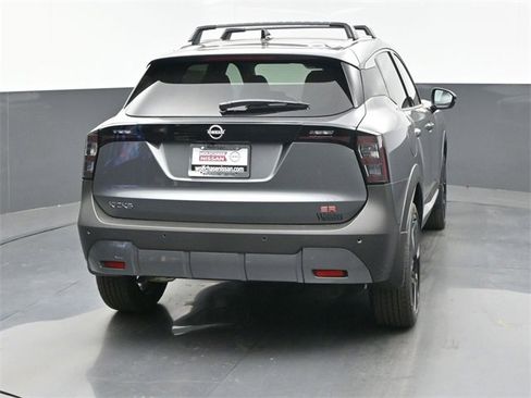 Used 2026 Nissan Kicks SR image 5
