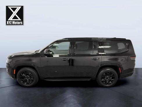 Used 2024 Jeep Wagoneer Series II AWD/4WD image 3