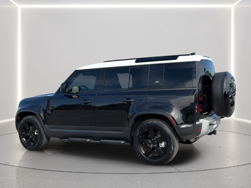Used 2024 Land Rover Defender 110 S AWD/4WD image 14