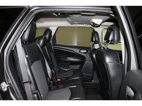 Used 2020 Dodge Journey Crossroad image 25