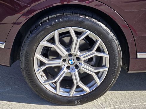 Used 2022 BMW X7 xDrive40i w/ Executive Package image 10