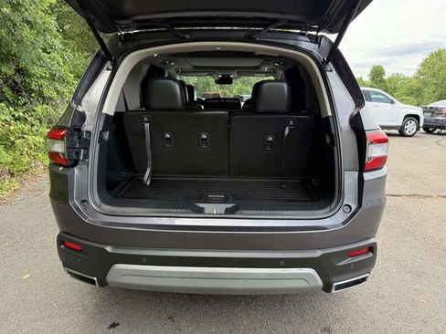 Used 2023 Honda Pilot Touring image 12