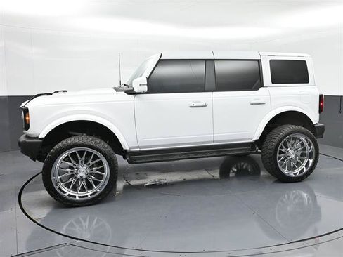 Used 2025 Ford Bronco Outer Banks AWD/4WD image 29