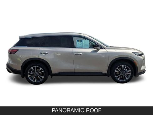 Used 2023 INFINITI QX60 Luxe w/ Performance Audio Package FWD image 6