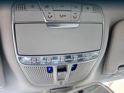 Used 2016 Mercedes-Benz S 550 4MATIC Sedan image 75