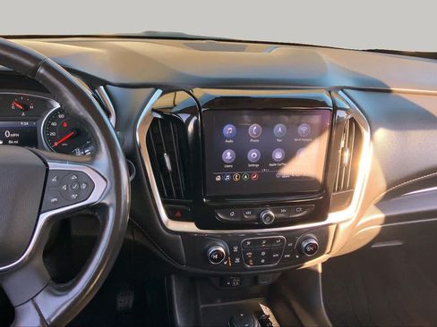 Used 2020 Chevrolet Traverse RS FWD image 7