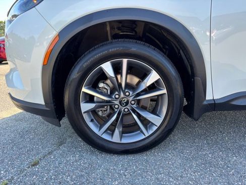 Certified 2024 INFINITI QX60 Luxe w/ Vision Package image 9