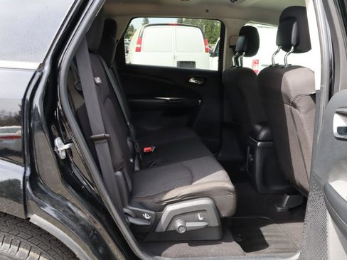 Used 2015 Dodge Journey SXT w/ Flexible Seating Group FWD image 8