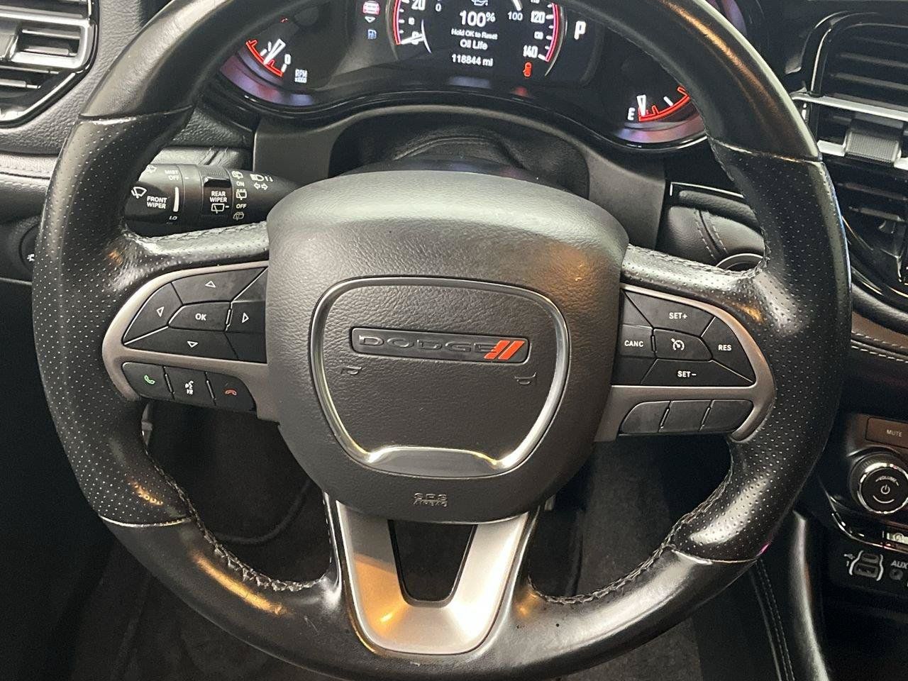 Used 2022 Dodge Durango SXT AWD/4WD image 14