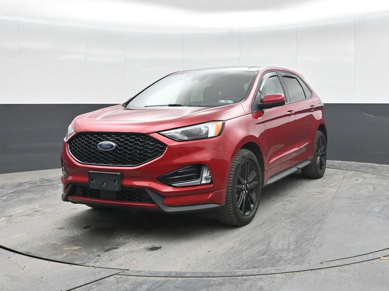 Used 2022 Ford Edge ST-Line w/ Class II Trailer Tow Package AWD/4WD image 4