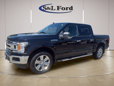 Certified 2018 Ford F150 XLT w/ Equipment Group 302A Luxury AWD/4WD image 2