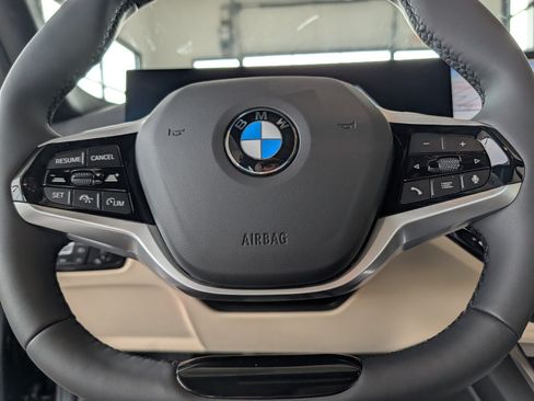 New 2026 BMW 330i xDrive Sedan w/ Convenience Package AWD/4WD image 17