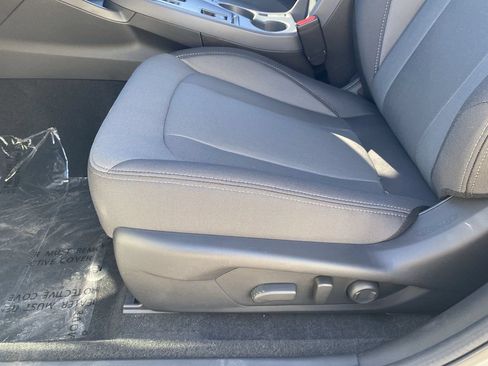 New 2026 Subaru Crosstrek 2.5i Premium AWD/4WD image 16