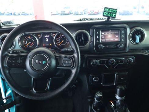 Used 2020 Jeep Wrangler Unlimited Sport image 27