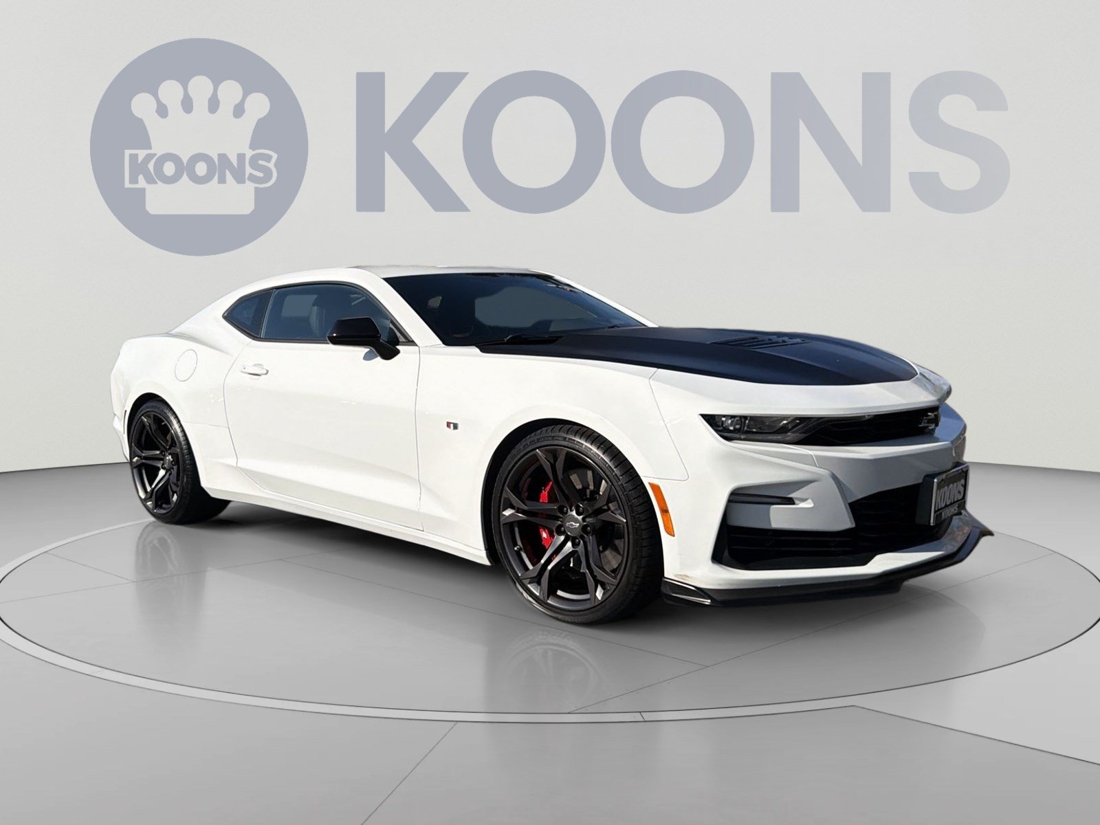 Used 2020 Chevrolet Camaro SS RWD image 10