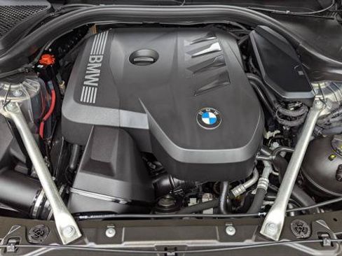 Used 2024 BMW 530i RWD image 30