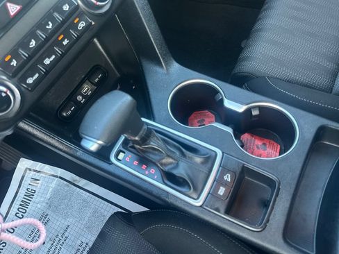 Used 2019 Kia Sportage LX FWD image 32