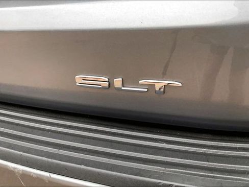 Used 2021 GMC Yukon XL SLT w/ SLT Luxury Plus Package image 24