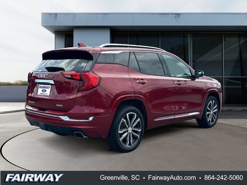 Used 2018 GMC Terrain Denali w/ Comfort Package AWD/4WD image 7
