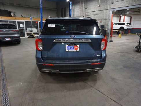 Used 2020 Ford Explorer XLT w/ Equipment Group 202A image 22