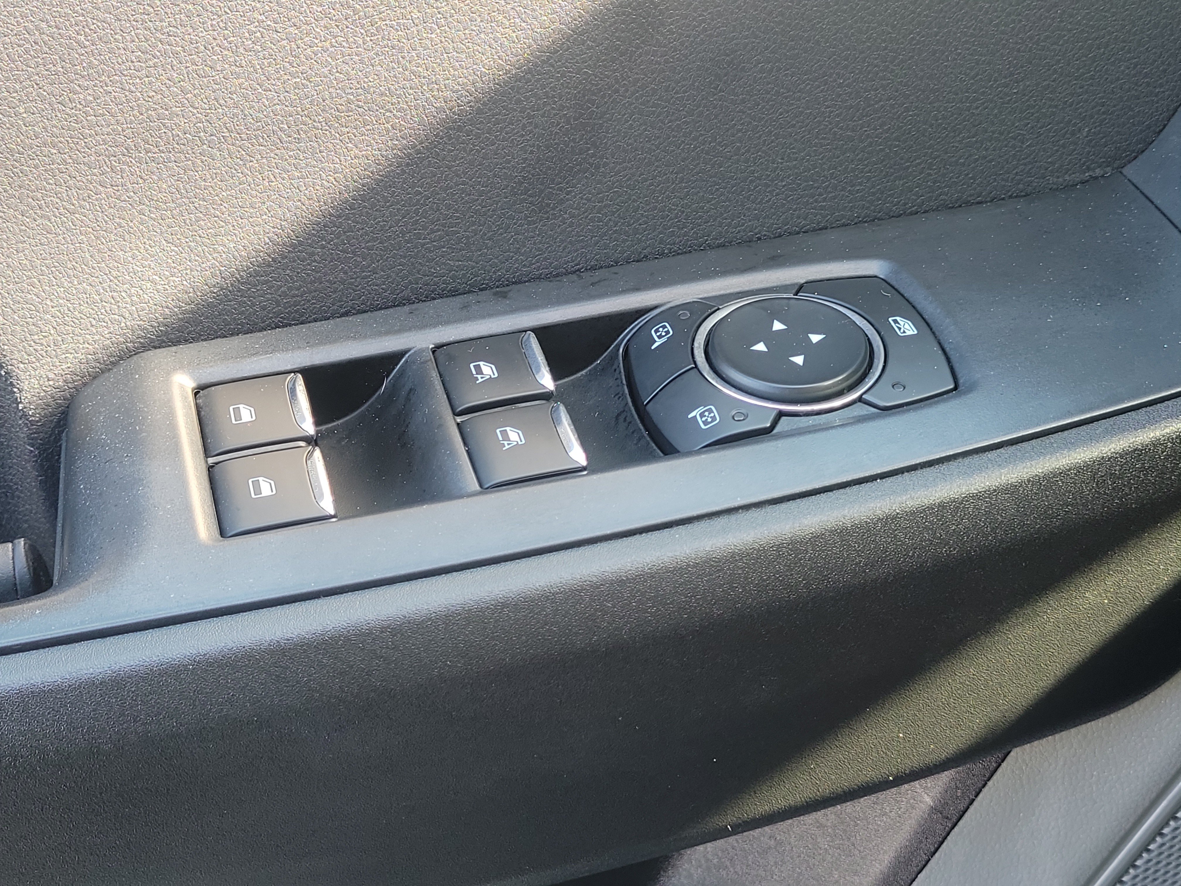 Used 2024 Ford F350 XL w/ FX4 Off-Road Package AWD/4WD image 31
