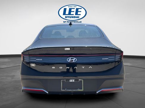 New 2026 Hyundai Sonata SE FWD image 5