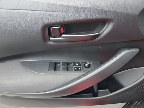 Used 2024 Toyota Corolla LE FWD image 24