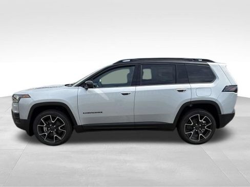 New 2026 Jeep Cherokee Overland AWD/4WD image 13