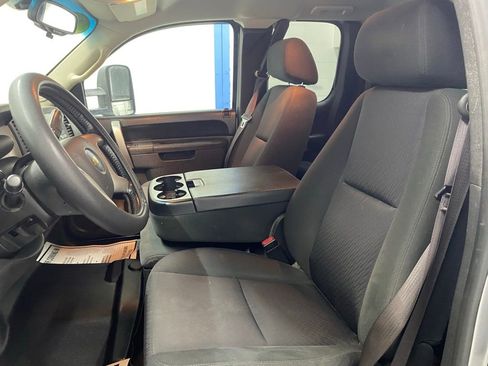 Used 2013 Chevrolet Silverado 2500 LT w/ Convenience Package image 10