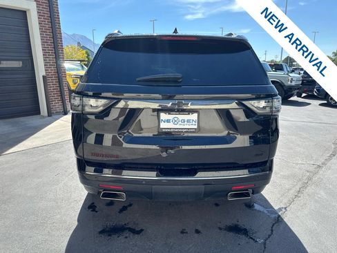 Used 2021 Chevrolet Traverse Premier w/ Redline Edition AWD/4WD image 6