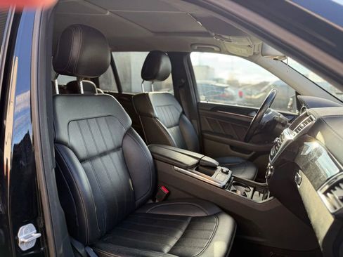 Used 2015 Mercedes-Benz GL 450 4MATIC image 17