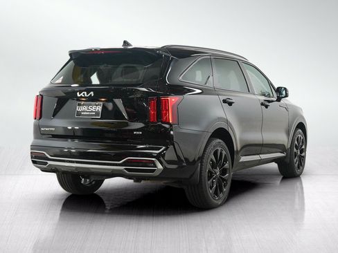 Used 2023 Kia Sorento SX AWD/4WD image 5