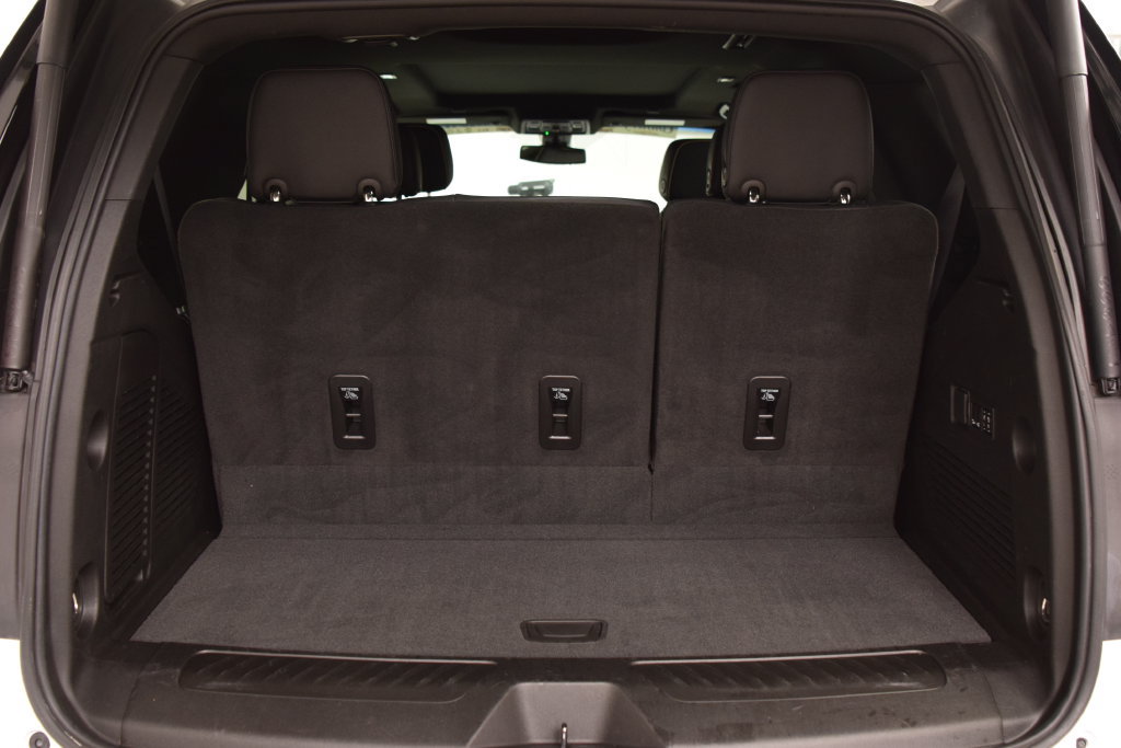 Used 2022 GMC Yukon SLT w/ SLT Luxury Package AWD/4WD image 26
