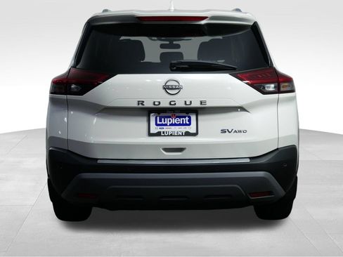 Used 2022 Nissan Rogue SV w/ SV Premium Package AWD/4WD image 9