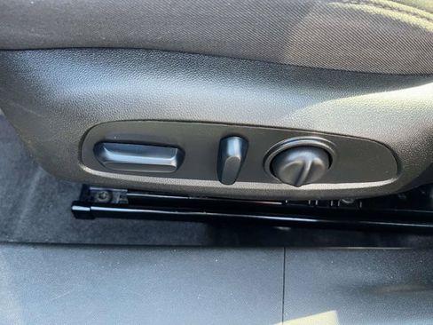 Used 2024 Chevrolet Malibu LT FWD image 16