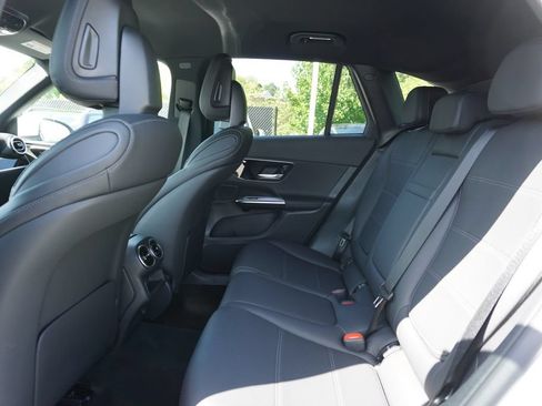 Certified 2025 Mercedes-Benz GLC 300 image 20
