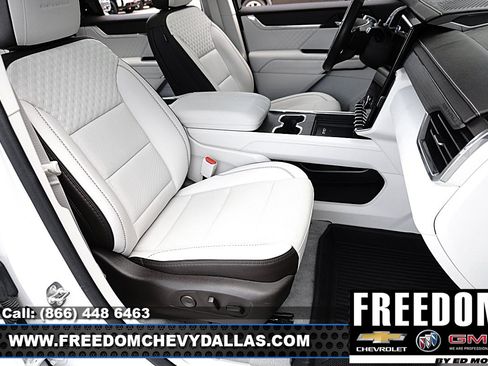Certified 2024 GMC Acadia Denali w/ Super Cruise Package FWD image 12