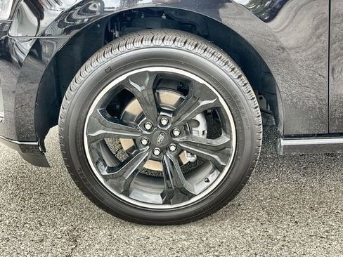 Used 2023 Ford Expedition Limited image 37