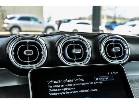 New 2026 Mercedes-Benz GLC 300 4MATIC image 14