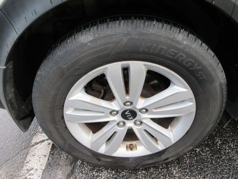 Used 2017 Kia Sportage LX FWD image 9