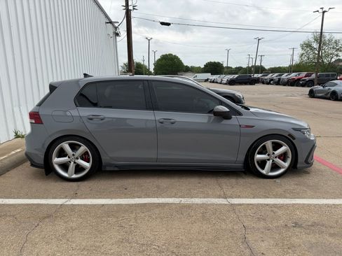 Used 2022 Volkswagen GTI SE FWD image 8