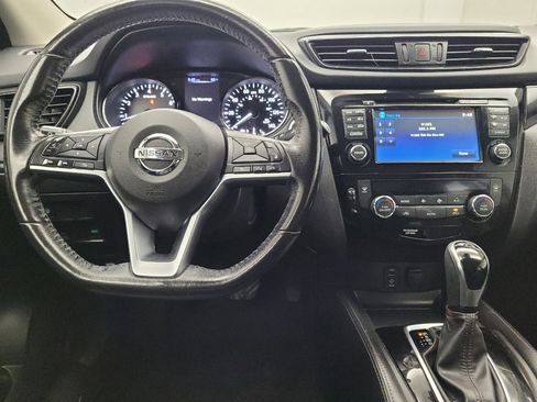 Used 2017 Nissan Rogue Sport SL w/ SL Premium Package image 22