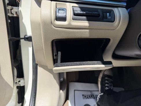 Used 2013 Cadillac XTS Premium FWD image 36