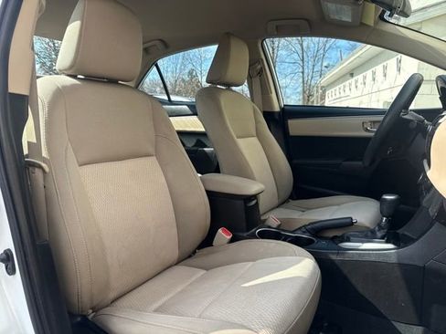 Used 2014 Toyota Corolla LE image 20