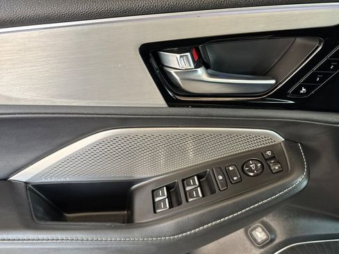 Certified 2023 Acura MDX FWD w/ Technology Package image 15