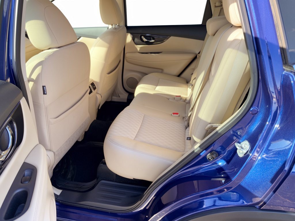 Used 2017 Nissan Rogue S FWD image 29