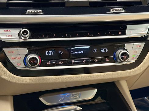 Used 2021 BMW X3 xDrive30e w/ Convenience Package image 9