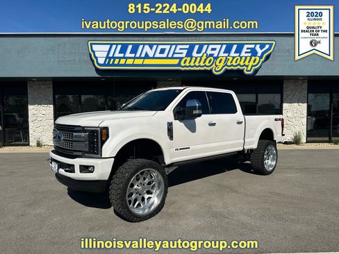 Used 2019 Ford F250 Platinum w/ Platinum Ultimate Package AWD/4WD image 1